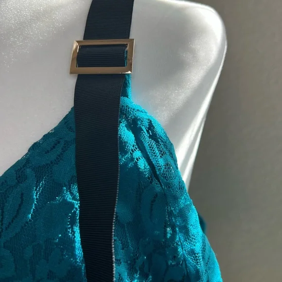 BeBe top - Picture 5 of 14